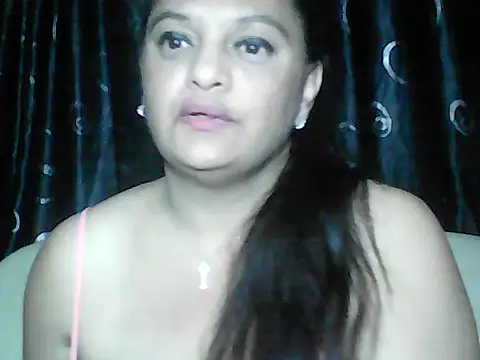sweetnessangel live cam on StripChat