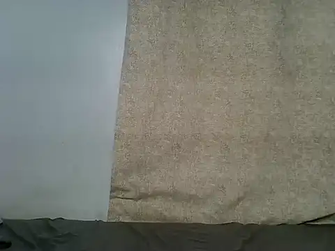 Emylof live cam on StripChat
