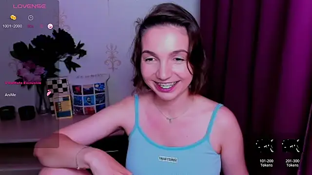 KindHazelHere_ webcam