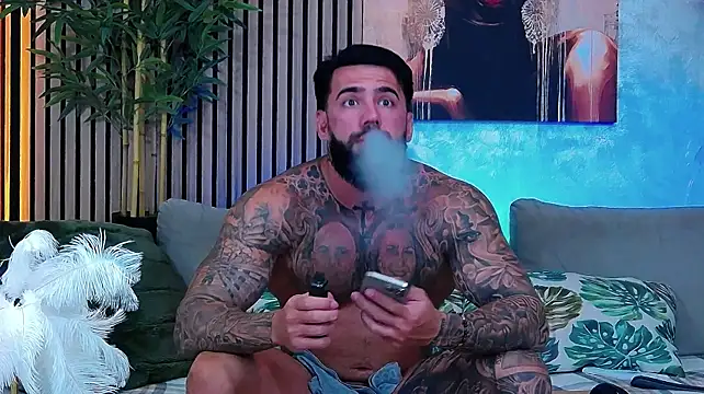 masterkingofmusclee webcam