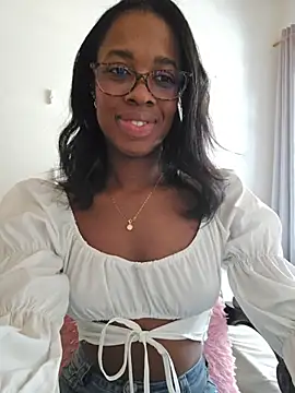 Im_Camila__ webcam