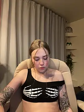 Sweet_Meg webcam