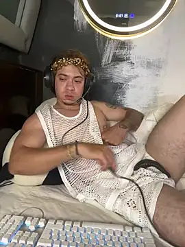 AngelLatinBoy live cam on StripChat