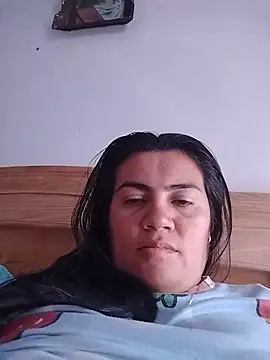 naughty-sharlot webcam