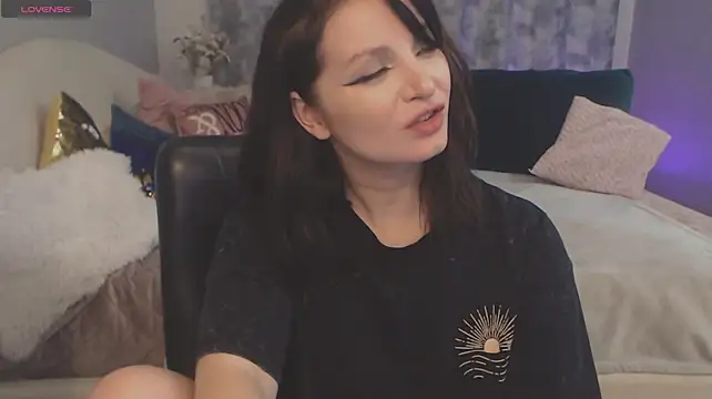 BritneyBarker webcam