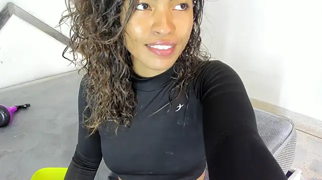 sienna_glow webcam