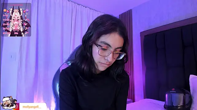 Molly_A webcam
