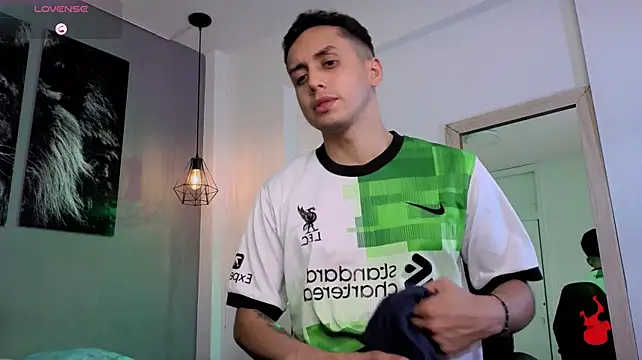 Zack_isback webcam