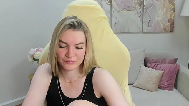 RoxyReignn webcam