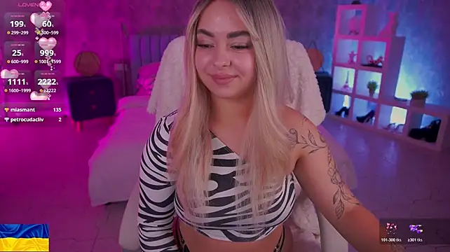SusieWood webcam