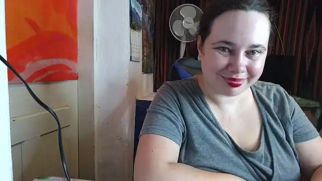 Cora_Maro webcam