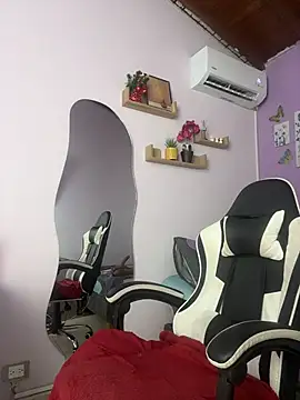 luna_desiree webcam