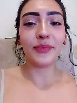 JuliethaFox webcam
