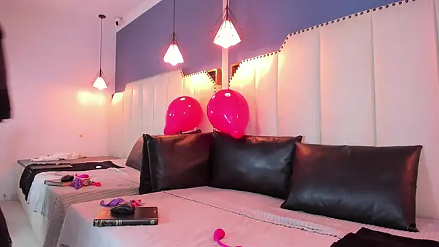 MiaKarsson webcam