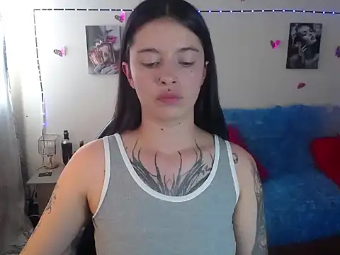 Lucia_evans22 webcam