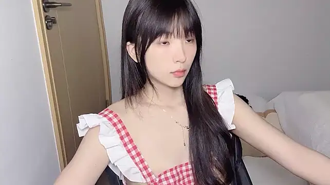 Louise-3 webcam