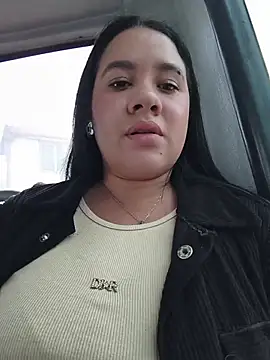 kendra-daring (F young) - Fingers inside my pussy