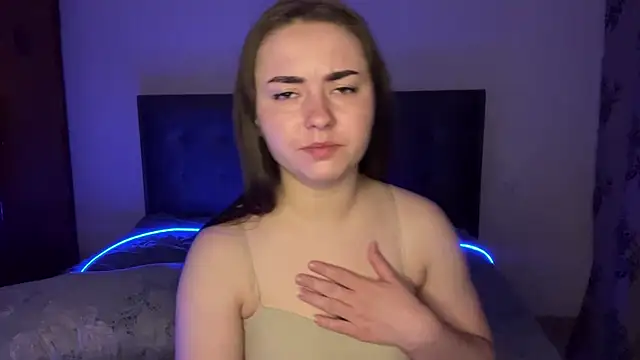 SelenaBrook webcam