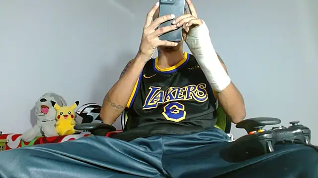 skinny23cm webcam