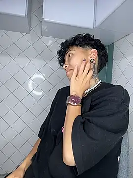 ian_mathias_ webcam