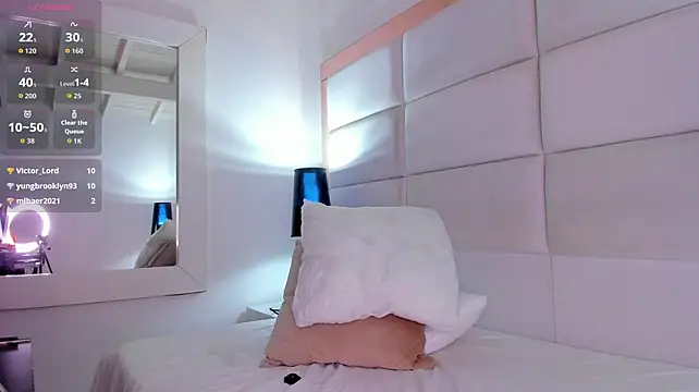 _miafox_7 webcam