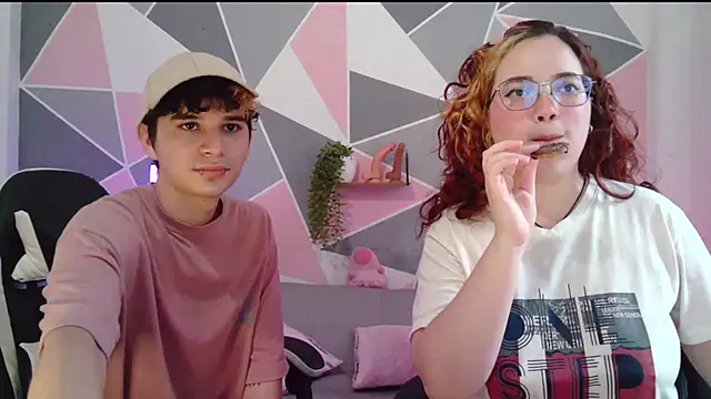 AndrewAnndCherry webcam