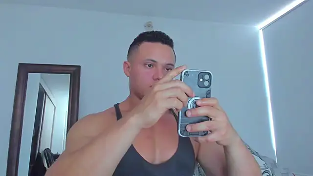KingLevi01 webcam