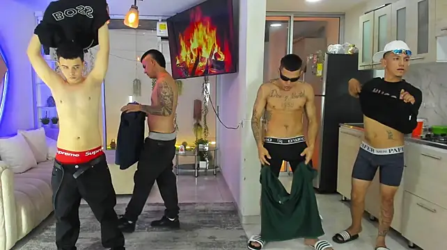 Houseofwarrios webcam