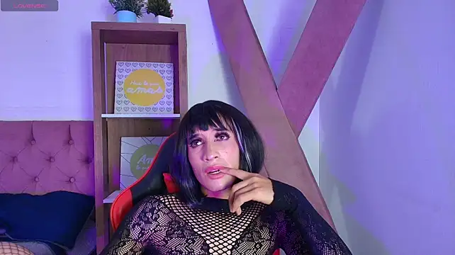 Izzy_foxxy webcam