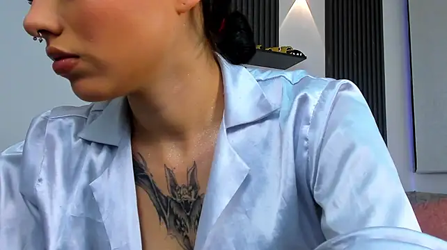 isabella_hv webcam