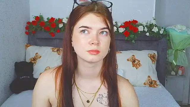 MelissaMay__ webcam