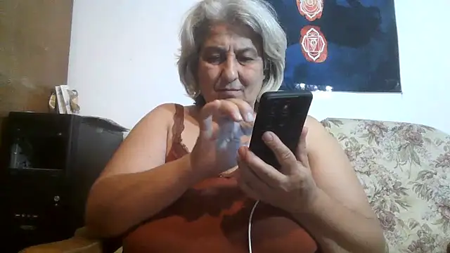 ExquisiteMature live webcam