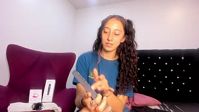 Valeria_Gate webcam