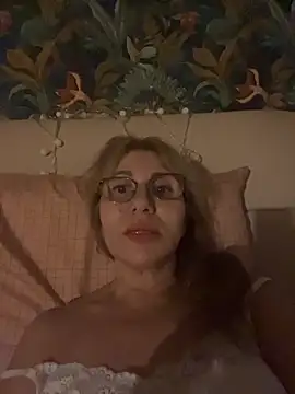 LiliannaGray webcam