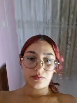 ary-18 (F teen) - Domi in my clitoris + masturbation
