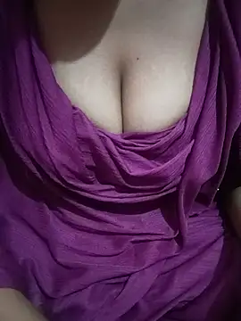 kaviyaponnu0987 webcam