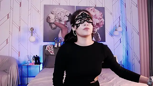 Leyla_Sparks webcam