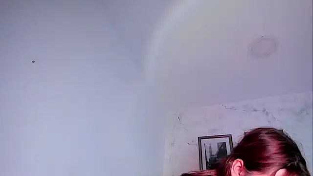MaddyMills_ webcam