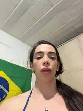 sisterhong live cam on StripChat
