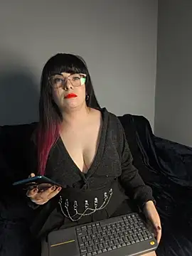 HollowLady_01 webcam
