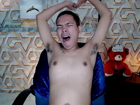 MANIACasianX webcam