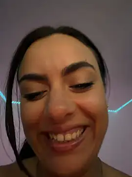 Elyza_Ibarra webcam