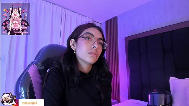 Molly_A webcam