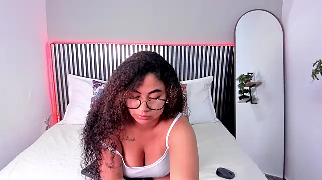 Amber_Milers webcam