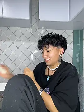 ian_mathias_ webcam