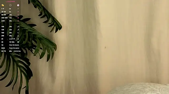 BlissHey live cam on StripChat