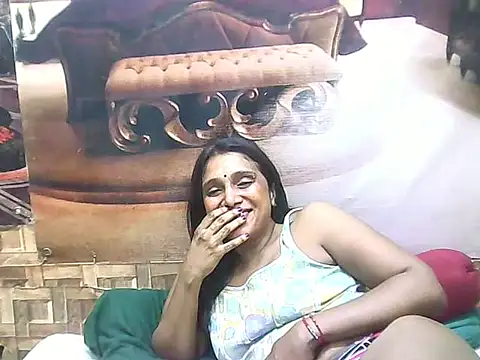 IndianSexyLady20 webcam