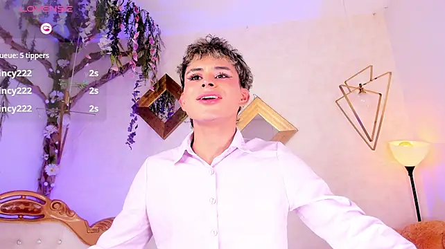 HungLatinoFemboy webcam