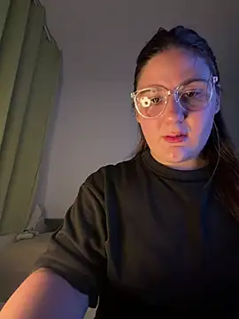 Sweet_Valentiina webcam