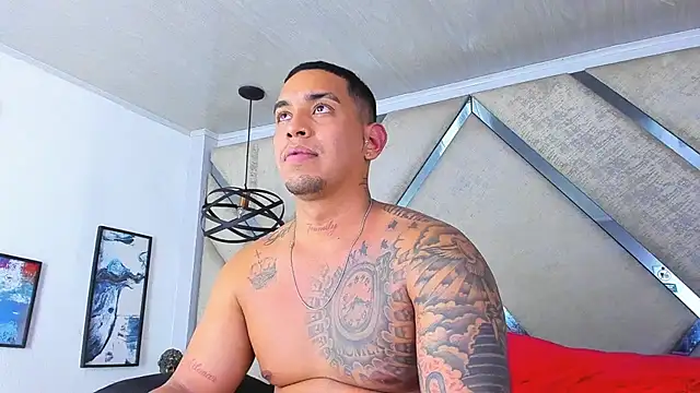 Damian09_ live cam on StripChat